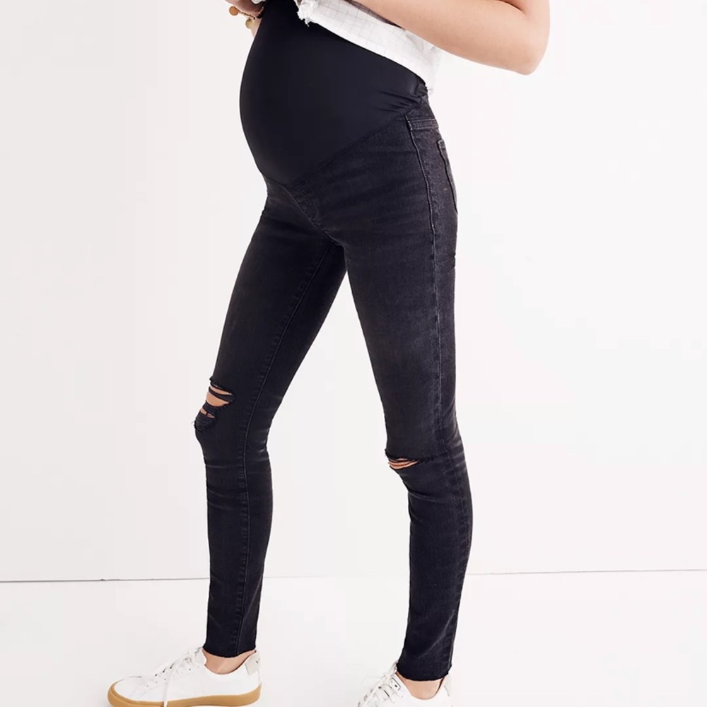 NWT Maternity Over-the-Belly Skinny Jeans in Black Sea size 27
